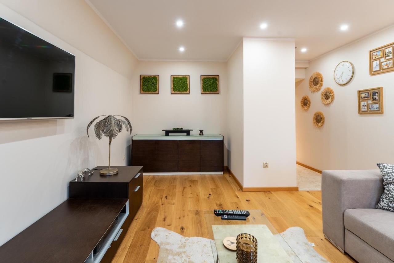 Apartament Zloty Jelonek - 4 Osobowy Na Placu Ratuszowym - Space Apart Jelenia Gora Dış mekan fotoğraf