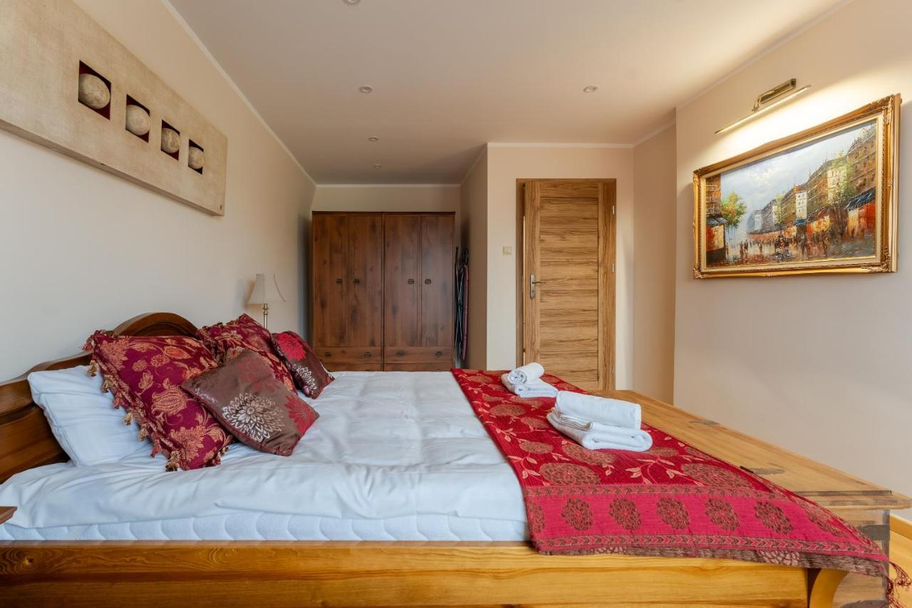 Apartament Zloty Jelonek - 4 Osobowy Na Placu Ratuszowym - Space Apart Jelenia Gora Dış mekan fotoğraf
